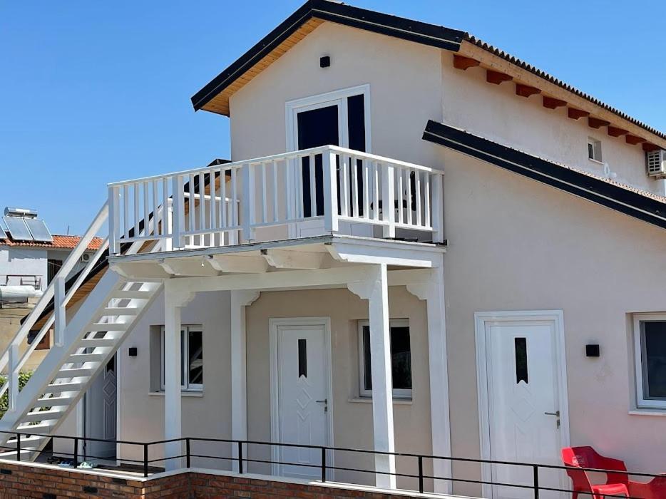Guest Rooms Arbri Vlorë Exterior foto